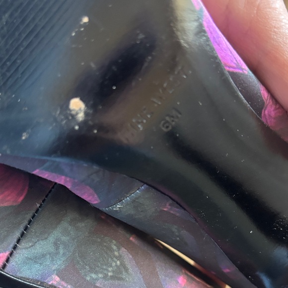 Nine West Purple Floral Women's Heels - Picture 8 of 9